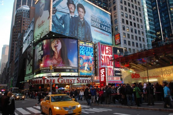 Times Square by night (6) Times Square by night (6)
