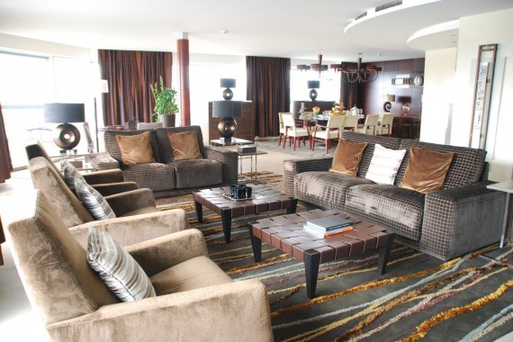 Geneva Suite - Salon haut (1) Geneva Suite - Salon haut (1)