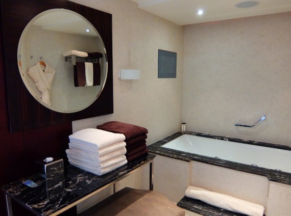 Geneva Suite - Chambre 2 (5) Geneva Suite - Chambre 2 (5)
