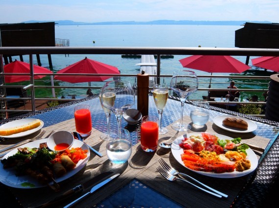 Brunch Table Palafitte Neuchatel 36 Brunch Table Palafitte Neuchatel 36