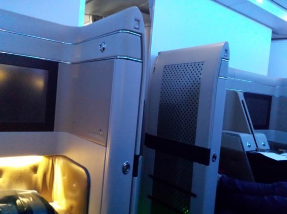 Etihad Diamond First Class GVA-AUH (4) Etihad Diamond First Class GVA-AUH (4)
