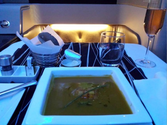 Etihad Diamond First Class GVA-AUH (8) Etihad Diamond First Class GVA-AUH (8)
