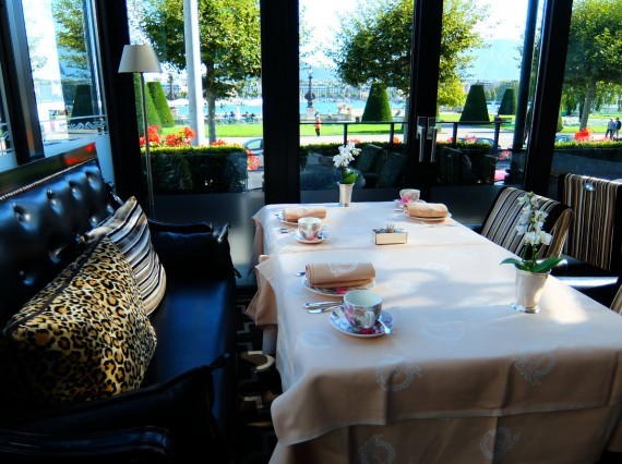 Hotel Angleterre afternoon tea 01 Hotel Angleterre afternoon tea 01
