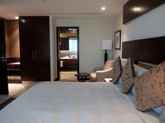 Warwick DXB (22) Warwick DXB (22)