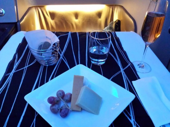 Etihad Diamond First Class GVA-AUH (10) Etihad Diamond First Class GVA-AUH (10)