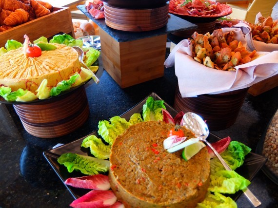 Brunch Table Palafitte Neuchatel 12 Brunch Table Palafitte Neuchatel 12