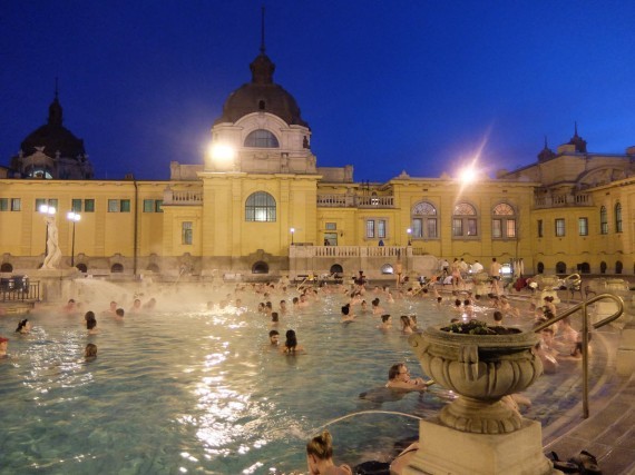 Bains Budapest (4) Bains Budapest (4)