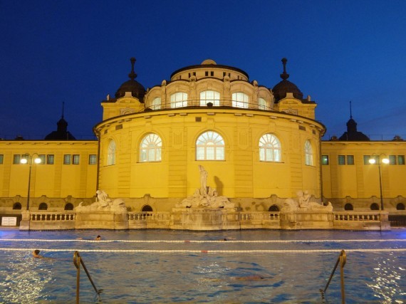 Bains Budapest (5) Bains Budapest (5)