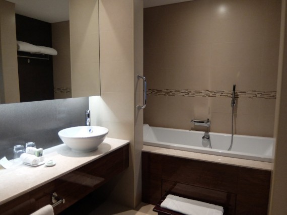 Warwick DXB (26) Warwick DXB (26)