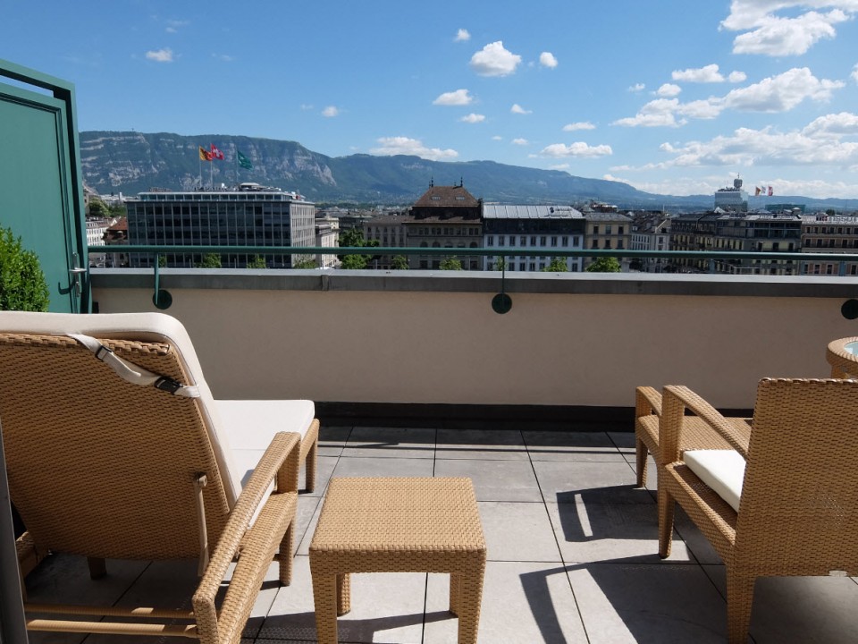 Staycation dans une Suite Junior Terrasse au Mandarin Oriental Genève