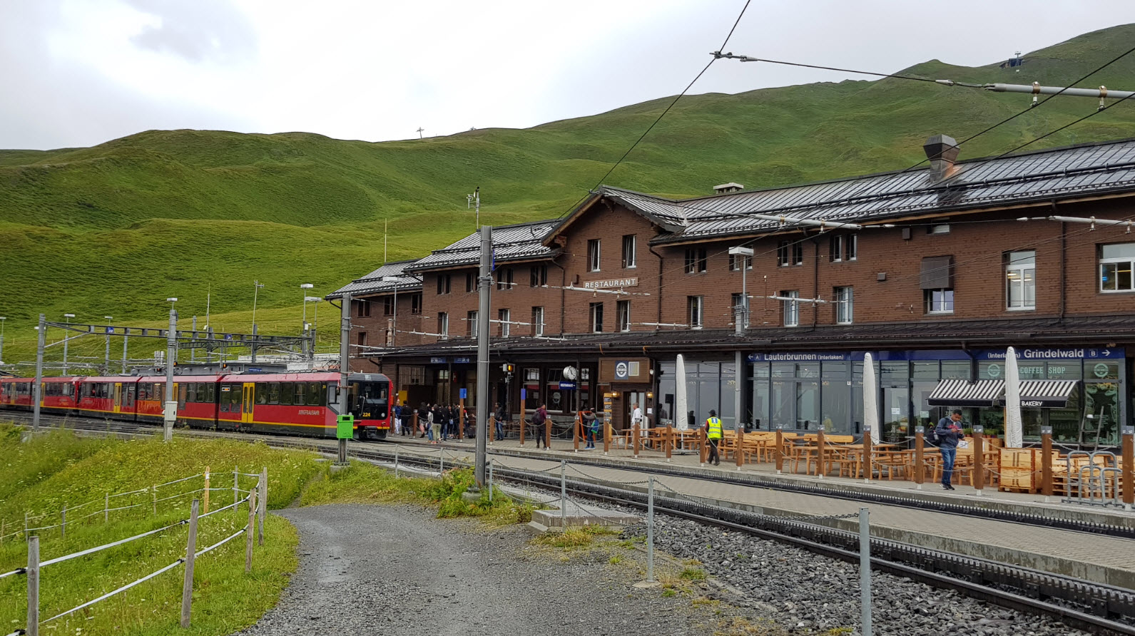 Grindelwald à Kleine Scheidegg en train