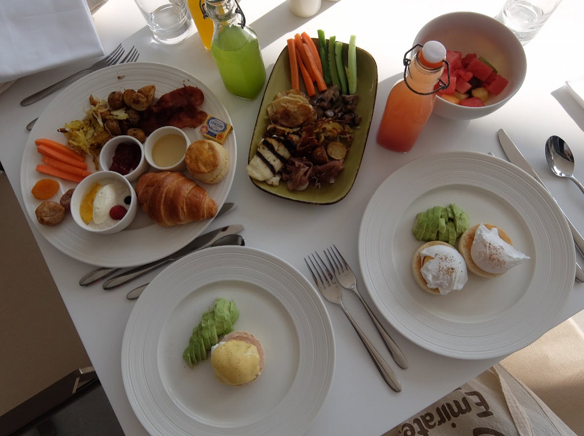 Petit-dejeuner buffet InterContinental Dubai Marina Petit-dejeuner buffet InterContinental Dubai Marina