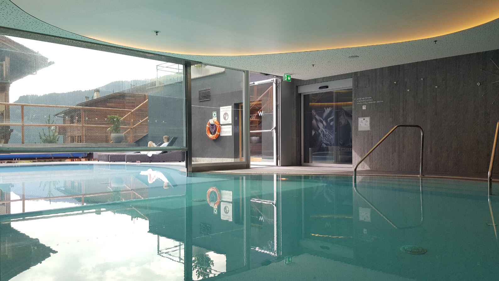 Piscine interieure exterieure Piscine interieure exterieure