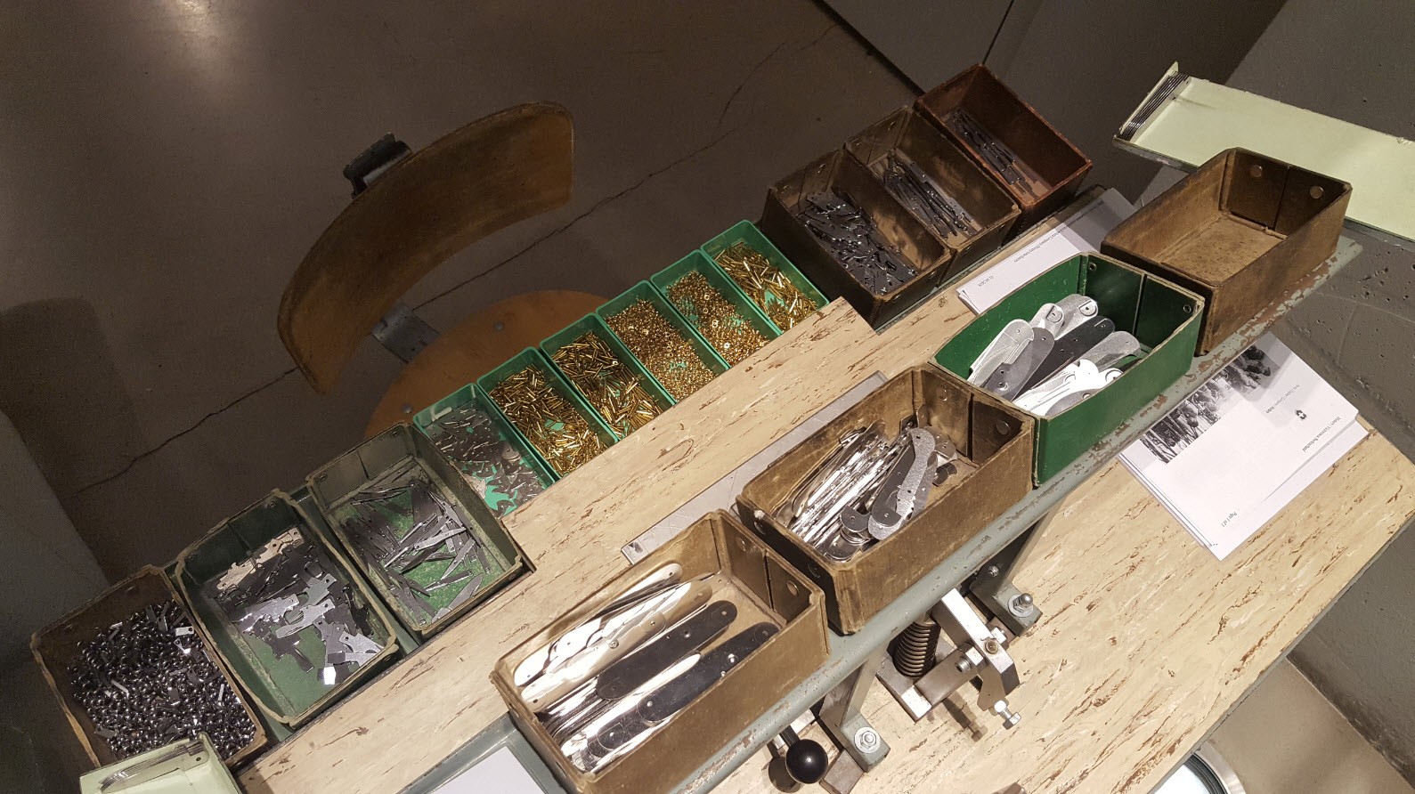 Toutes les pieces necessaires au couteau Spartan Toutes les pieces necessaires au couteau Spartan
