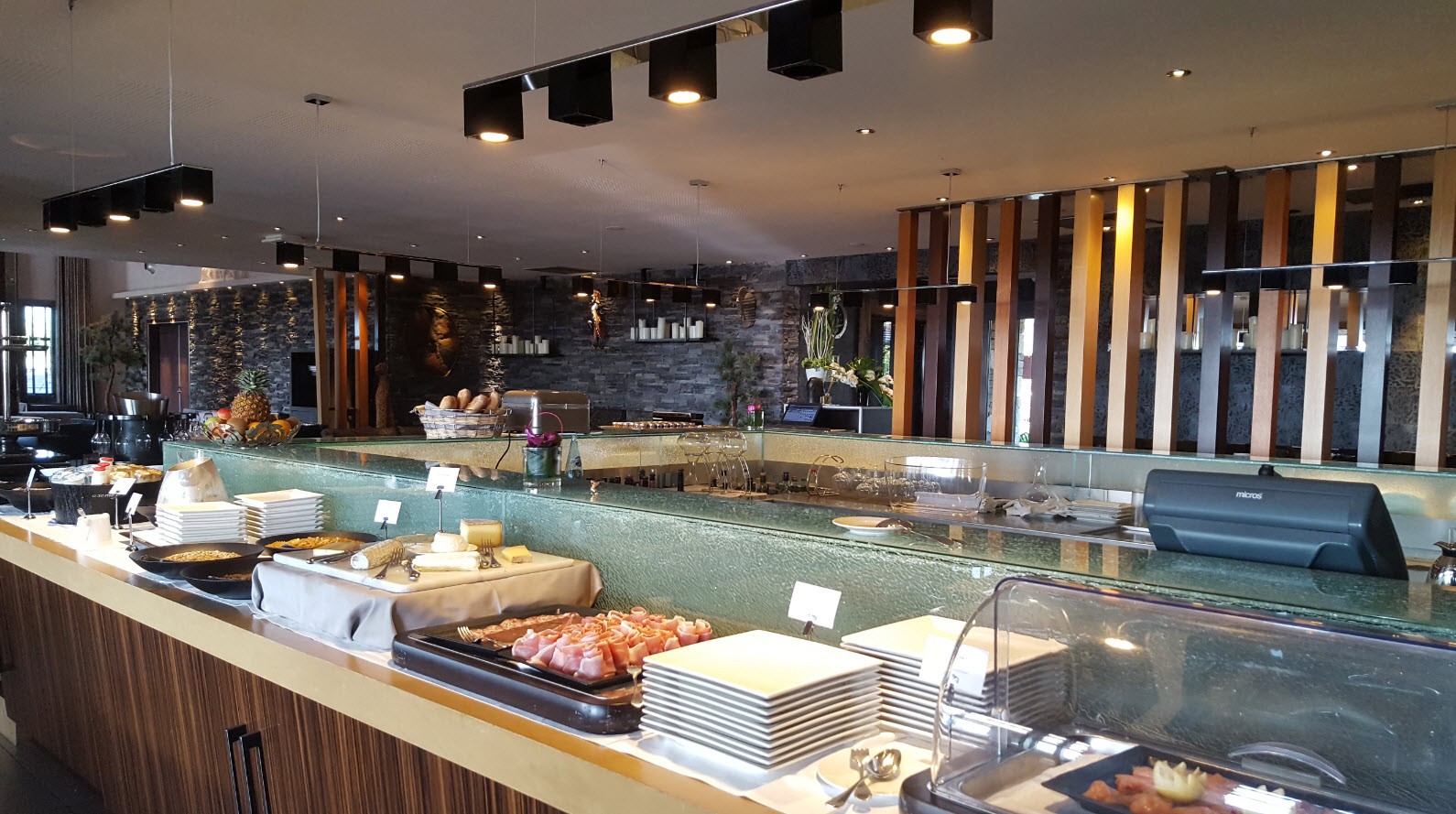 Grand buffet Grand buffet