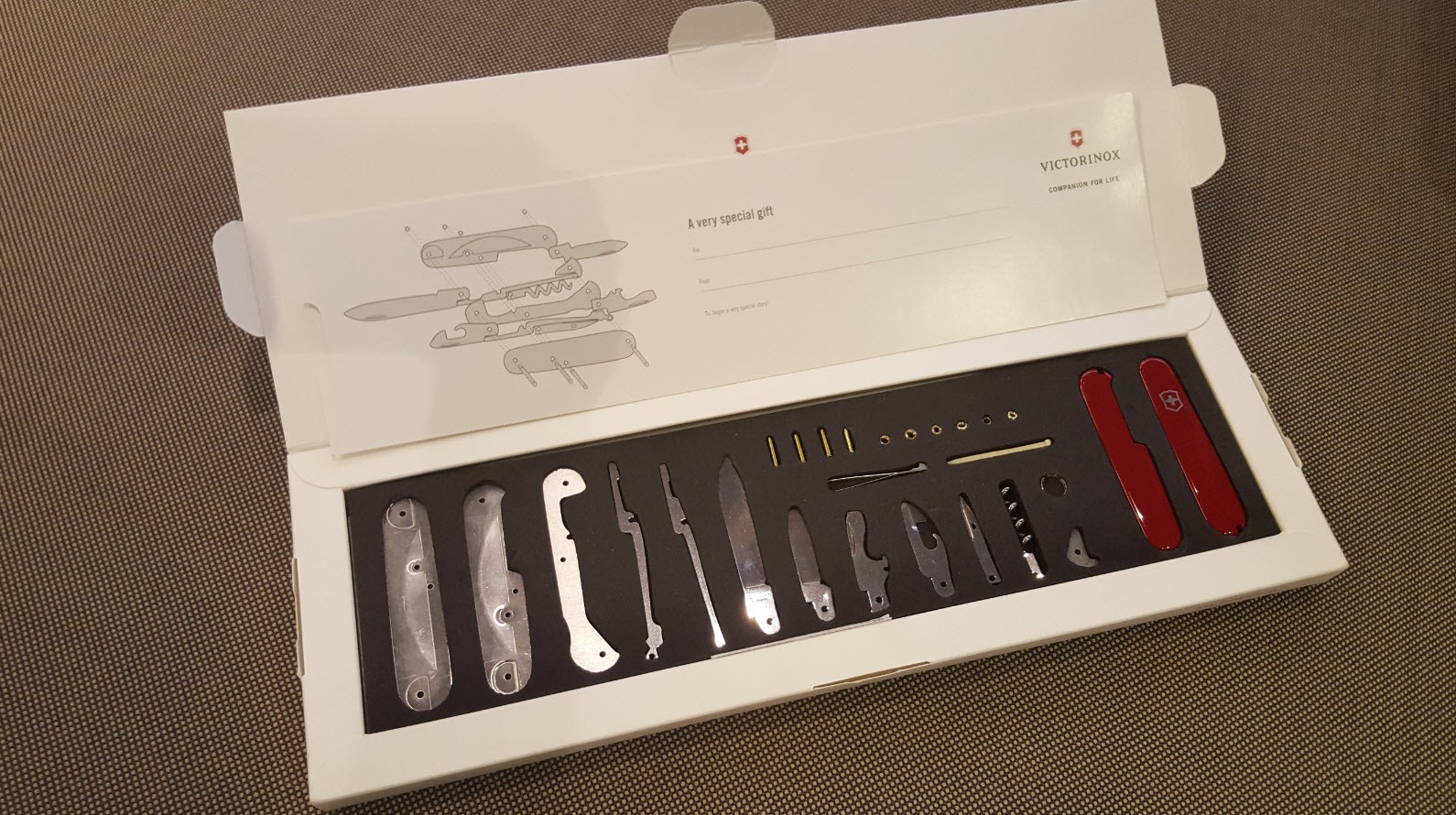 Coffret cadeau montage de couteau Coffret cadeau montage de couteau