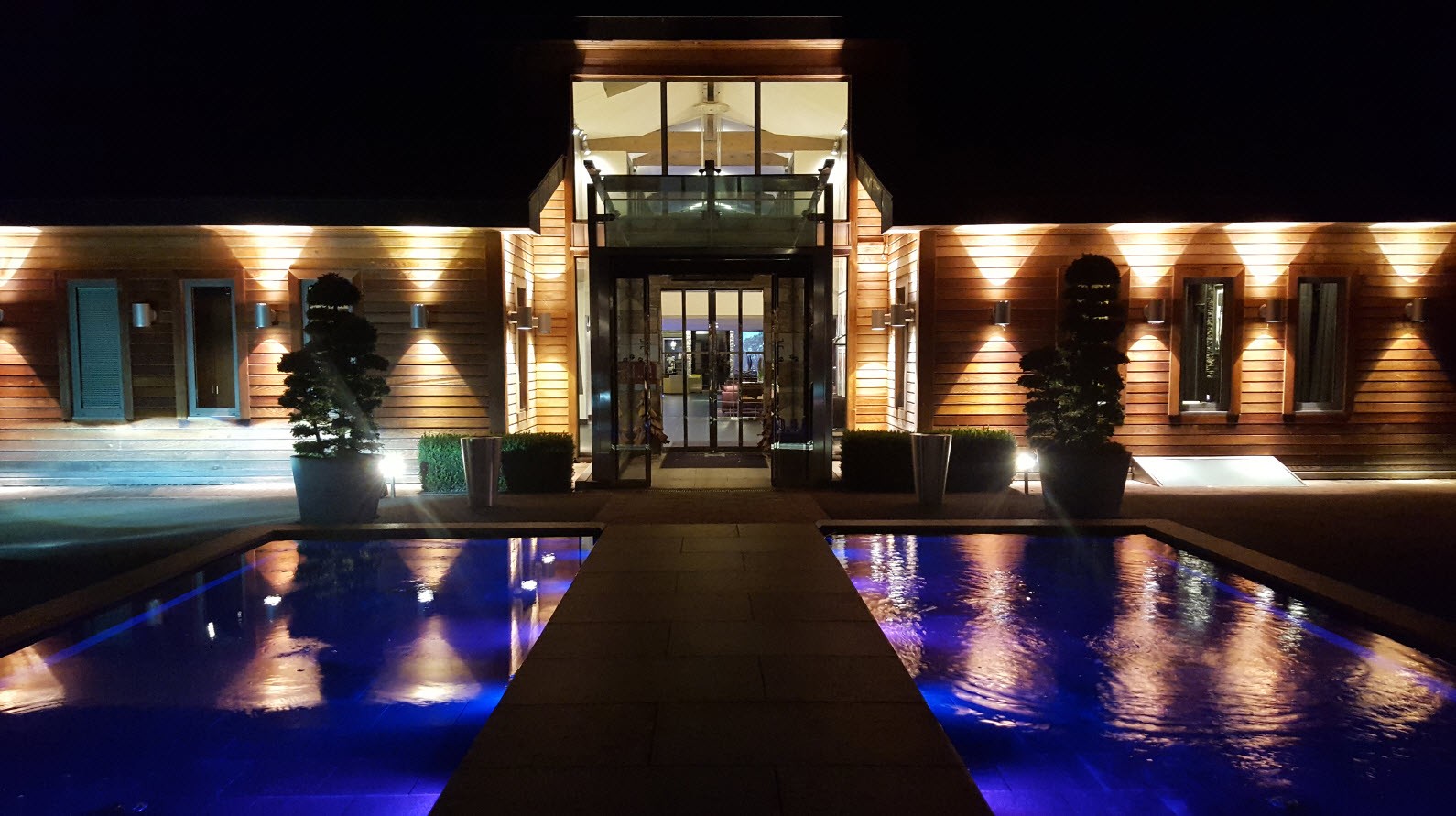 Entree hotel de nuit Entree hotel de nuit