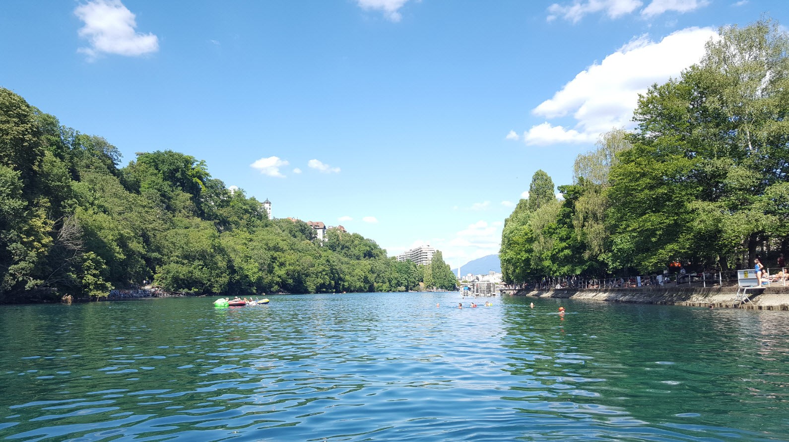 Se baigner a Geneve Se baigner a Geneve