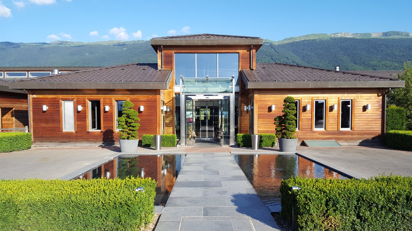 Entree hotel de jour Entree hotel de jour