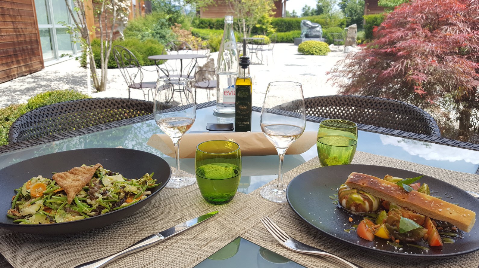 Dejeuner en terrasse Dejeuner en terrasse