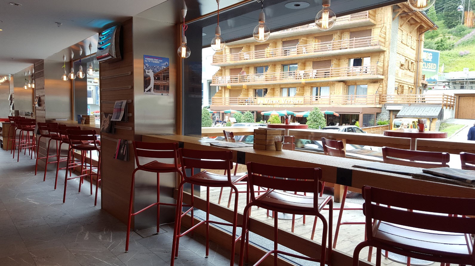 W Cafe interieur W Cafe interieur