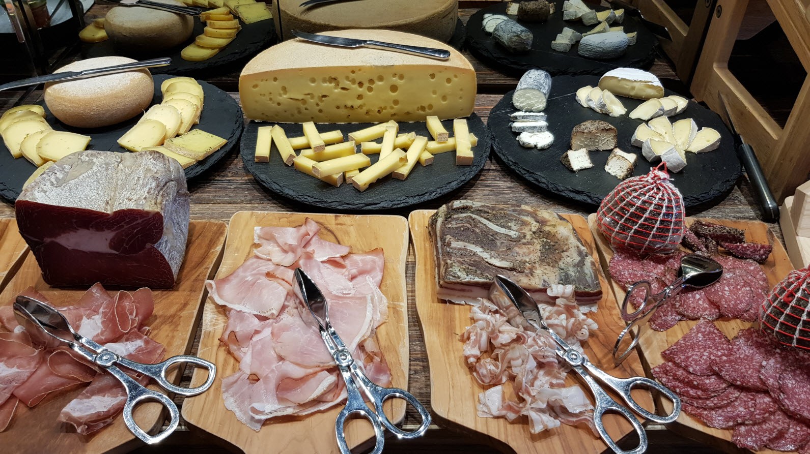 Petit dejeuner Petit dejeuner