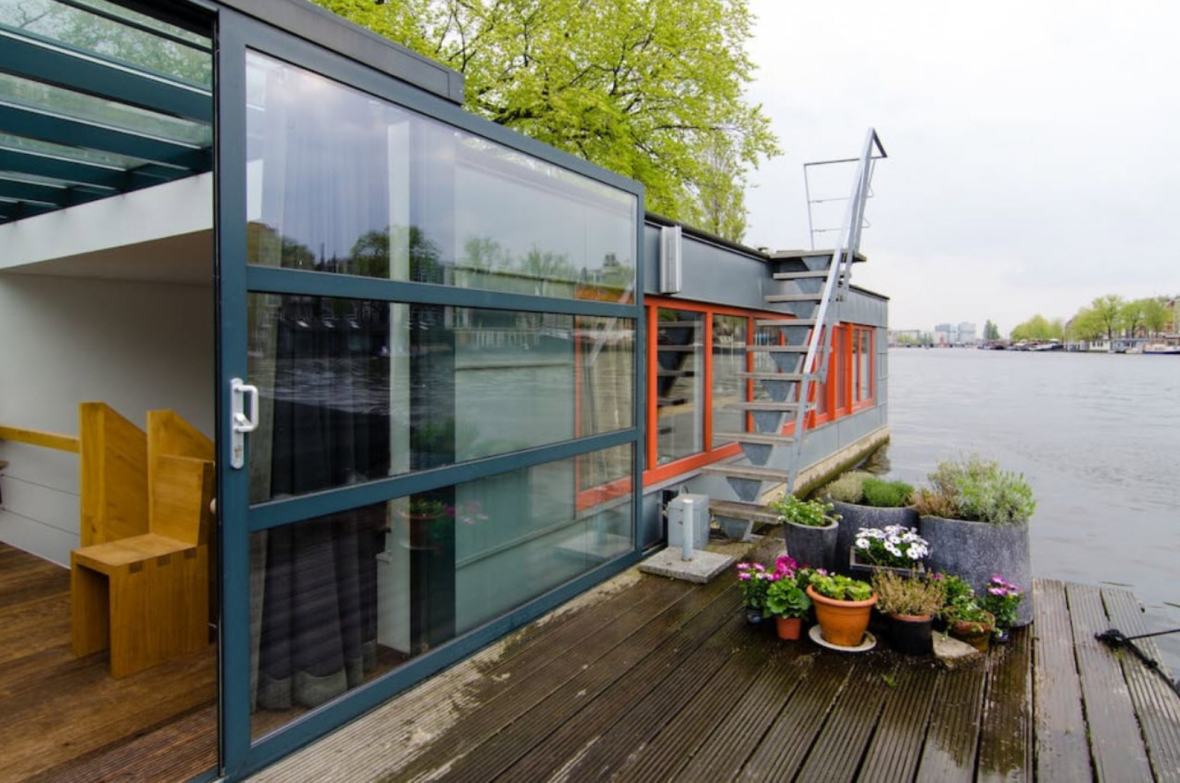 Unique Houseboat Amsterdam