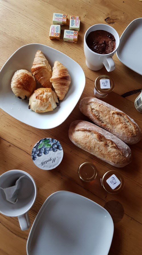 Petit dejeuner avec vue Petit dejeuner avec vue