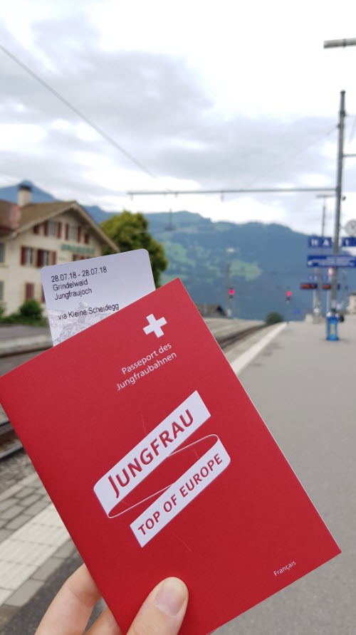 Grindelwald à Kleine Scheidegg en train Grindelwald à Kleine Scheidegg en train