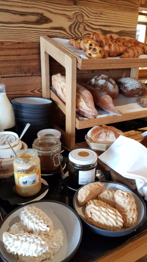 Petit dejeuner Petit dejeuner