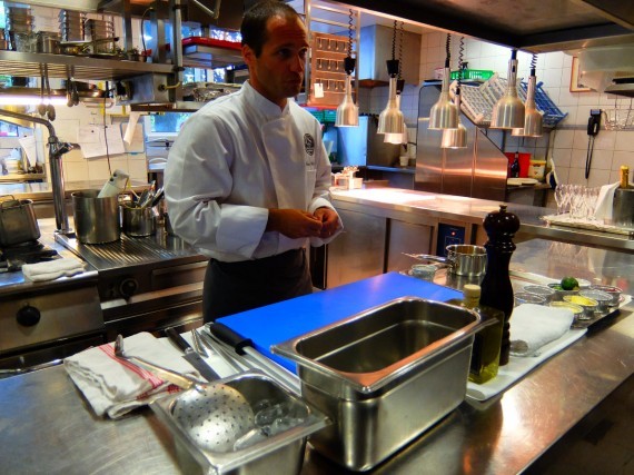 Bruno Marchal en cuisine 02 Bruno Marchal en cuisine 02