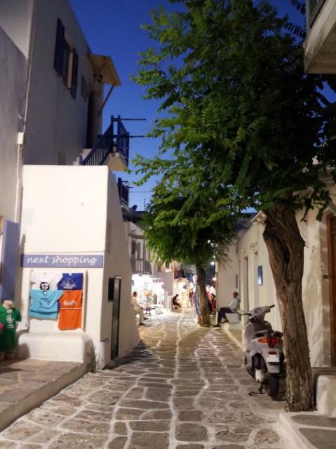 Dans les rues de Mykonos (1)