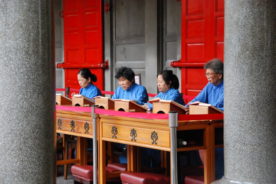 Cérémonies, bénédictions et offrandes à Taipei